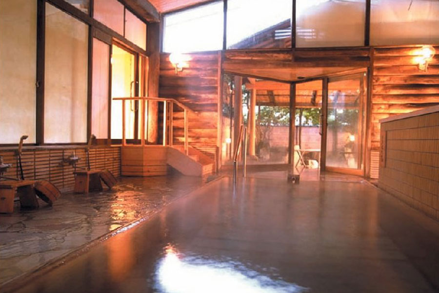 依山楼岩崎