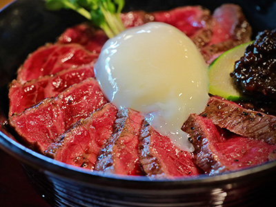 赤牛グルメ