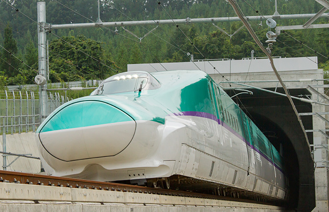 北海道新幹線（新青森駅～新函館北斗駅）