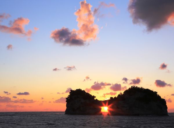 円月島