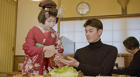 東山芸妓との歓談
