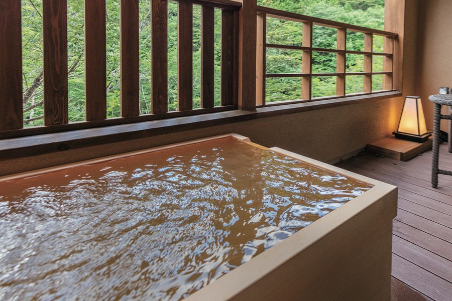 塩の湯温泉　蓮月（共立リゾート）