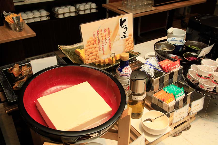 朝食